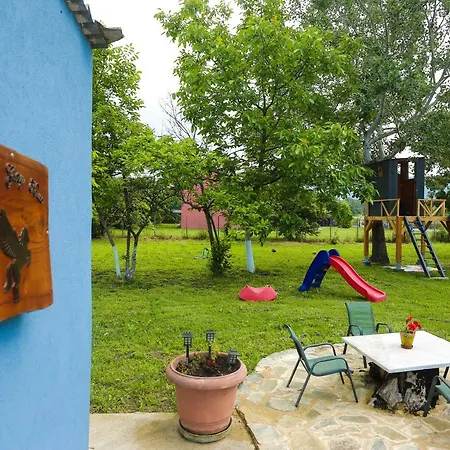 Pegasus' Glory House Dom wakacyjny *