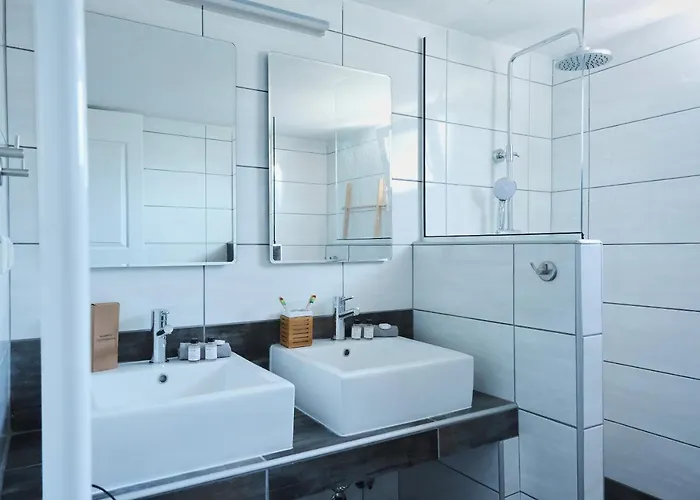 Pegasus' Glory House *