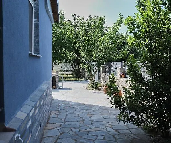 Pegasus' Glory House * Kavala